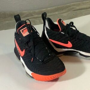 Nike LeBron 16 Tech Challenge Hot Lava Black